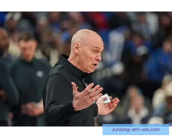 卡莱尔在0.4秒内见证震撼瞬间 赫夫能否从中汲取深刻教训